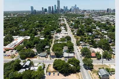 2201 E Cesar Chavez Street, Austin, TX 78702 - Photo 9