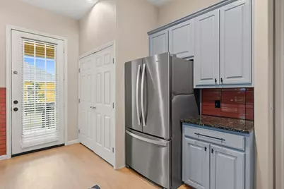 2931 E Martin Luther King Jr Boulevard, Austin, TX 78702 - Photo 13