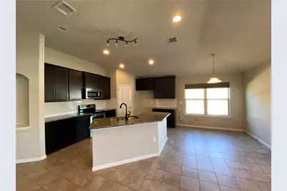 816 Sleeping Bear Dunes Drive, Pflugerville, TX 78660 - Photo 11