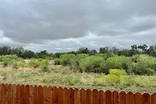 1020 Vista View Dr, Georgetown, TX 78626 - Photo 13