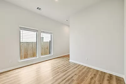 305 Banyon Drive, Liberty Hill, TX 78642 - Photo 5