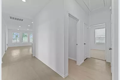 13225 Eastland Drive, Mustang Ridge, TX 78610 - Photo 9