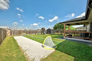 105 Lidell St, Hutto, TX 78634 - Photo 29