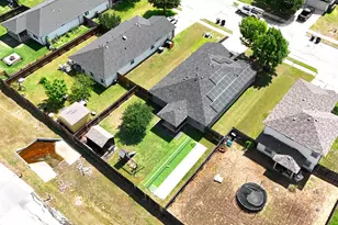 105 Lidell St, Hutto, TX 78634 - Photo 35