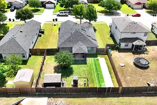 105 Lidell St, Hutto, TX 78634 - Photo 37