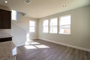 105 Bent Trl Ln, Georgetown, TX 78628 - Photo 5