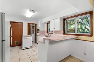 3210 Bruce Dr, Austin, TX 78735 - Photo 13