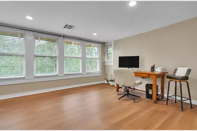 262 W Richmond Street, Giddings, TX 78942 - Photo 19