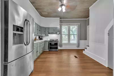 262 W Richmond Street, Giddings, TX 78942 - Photo 13