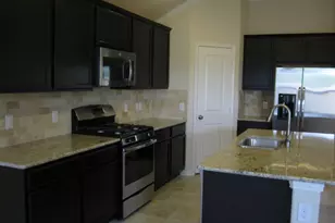 370 Evening Star Dr, Kyle, TX 78640 - Photo 9