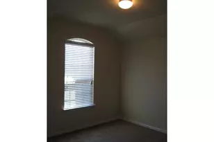 370 Evening Star Dr, Kyle, TX 78640 - Photo 3