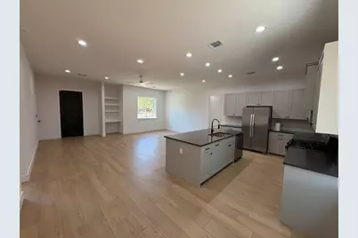 304 W Allen Street, Kyle, TX 78640 - Photo 9