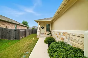 324 Mountain Valley St, Georgetown, TX 78628 - Photo 39