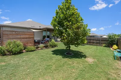 1941 T H Johnson Drive, Taylor, TX 76574 - Photo 35