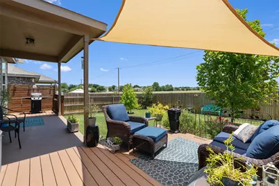 1941 T H Johnson Drive, Taylor, TX 76574 - Photo 33