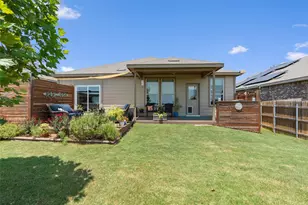 1941 T H Johnson Dr, Taylor, TX 76574 - Photo 37