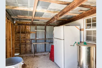 1150 County Road 432, Taylor, TX 76574 - Photo 9