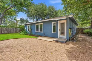 900 Stark St, Austin, TX 78756 - Photo 23