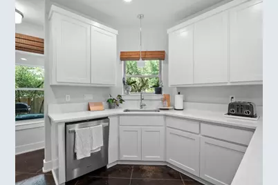 10103 Twin Lake Loop, Dripping Springs, TX 78620 - Photo 15