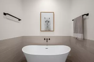 18208 Gregg Bluff Rd, Jonestown, TX 78645 - Photo 15