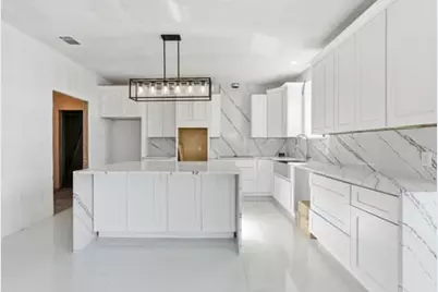 109 La Fortuna Drive, Del Valle, TX 78617 - Photo 7