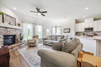 1401 Timber Oaks Drive, Brenham, TX 77833 - Photo 5