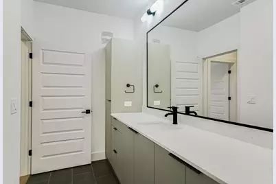 2500 Longview Street #318, Austin, TX 78705 - Photo 19