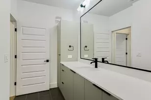 2500 Longview St, Austin, TX 78705 - Photo 19