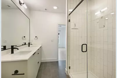 2500 Longview Street #318, Austin, TX 78705 - Photo 15