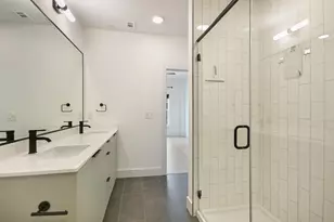 2500 Longview St, Austin, TX 78705 - Photo 15
