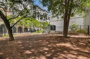 2500 Longview St, Austin, TX 78705 - Photo 33