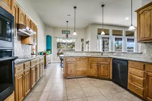 109 Kendra Dr, Liberty Hill, TX 78642 - Photo 13