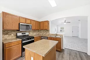 163 Keegans Way, Kyle, TX 78640 - Photo 11