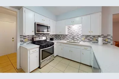 7611 Lunar Drive, Austin, TX 78745 - Photo 5