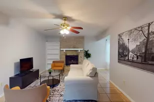 7611 Lunar Dr, Austin, TX 78745 - Photo 7