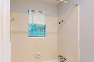 7611 Lunar Dr, Austin, TX 78745 - Photo 13