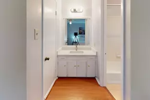 7611 Lunar Dr, Austin, TX 78745 - Photo 19
