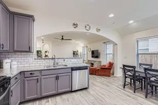 136 Findley Ave, Leander, TX 78641 - Photo 9