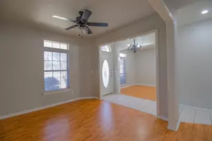 504 Oakwood Blvd, Round Rock, TX 78681 - Photo 5