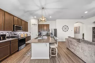 101 Ozark Dr, Hutto, TX 78634 - Photo 21