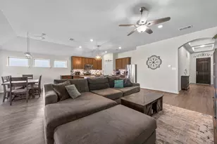 101 Ozark Dr, Hutto, TX 78634 - Photo 17