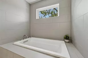2118 Brackenridge St, Austin, TX 78704 - Photo 19