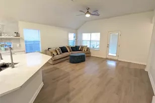 2008 Petrified Forest Dr, Austin, TX 78747 - Photo 11