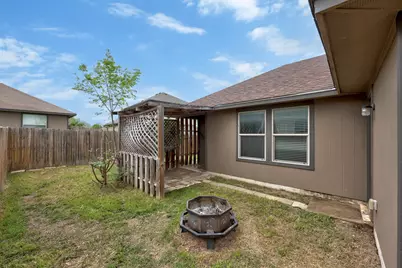 621 Amber Lane, Jarrell, TX 76537 - Photo 21