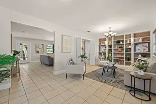 224 Maple Dr, Mountain City, TX 78610 - Photo 7