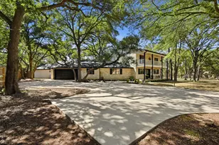 224 Maple Dr, Mountain City, TX 78610 - Photo 3