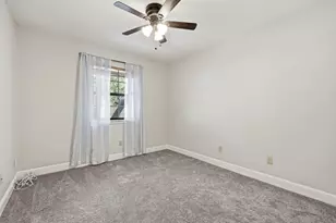 224 Maple Dr, Mountain City, TX 78610 - Photo 29