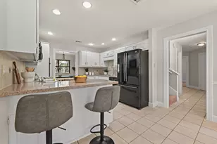 224 Maple Dr, Mountain City, TX 78610 - Photo 19