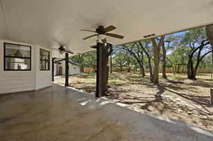 224 Maple Dr, Mountain City, TX 78610 - Photo 35