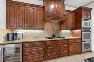 8212 Denali Pkwy, Austin, TX 78726 - Photo 15